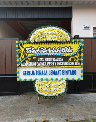 Papan Bunga Duka di Mihing Raya
